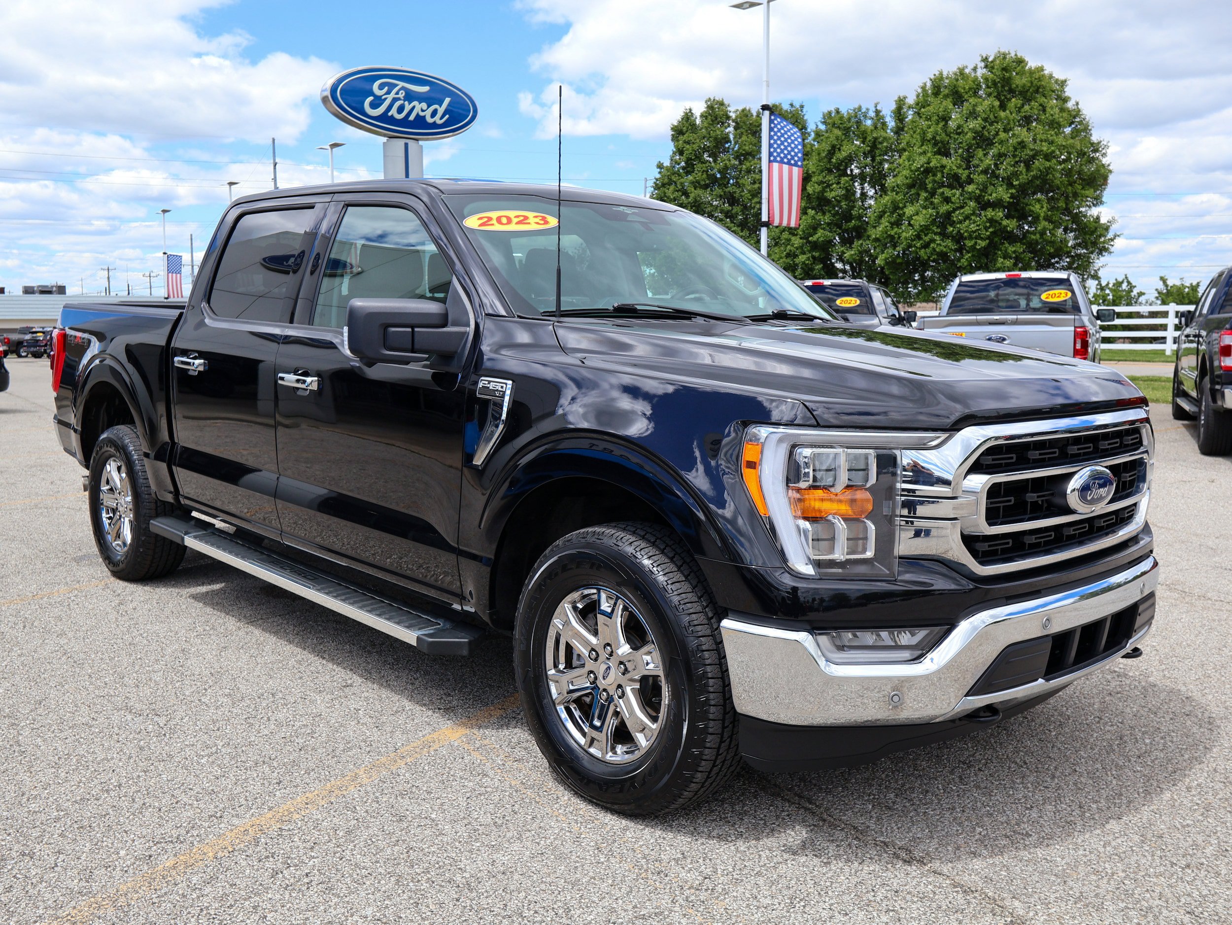 Used 2023 Ford F150 XLT w/ Equipment Group 302A High AWD/4WD image 6