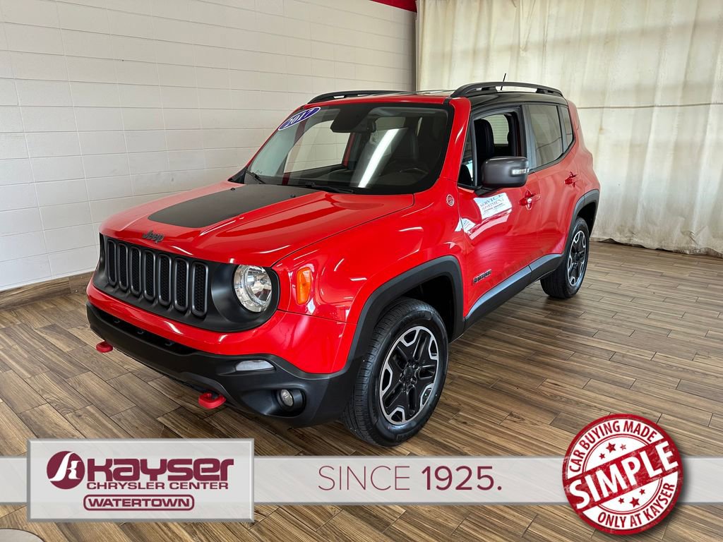 Used 2017 Jeep Renegade Trailhawk w/ Premium Trailhawk Package image 1