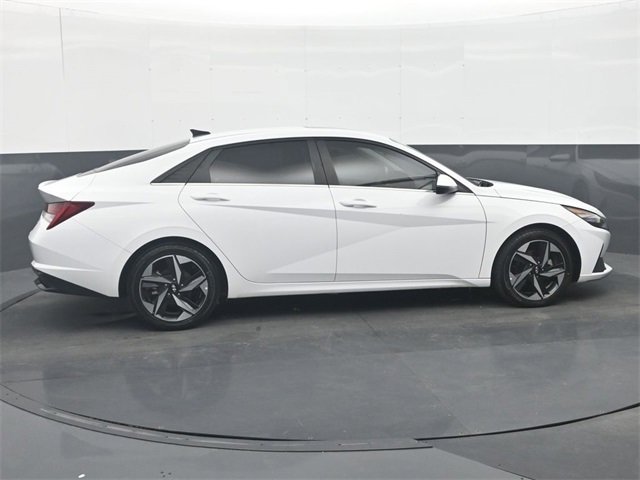 Used 2023 Hyundai Elantra Limited w/ Cargo Package image 8