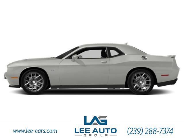 Used 2015 Dodge Challenger SXT Plus w/ Driver Convenience Group image 25