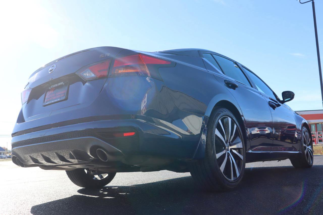 Used 2019 Nissan Altima 2.5 SR FWD image 17