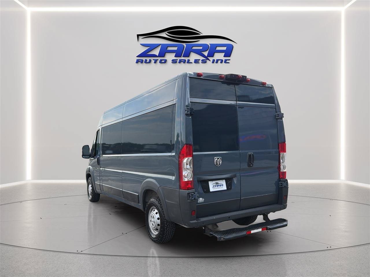 Used 2018 RAM ProMaster 2500 FWD image 5