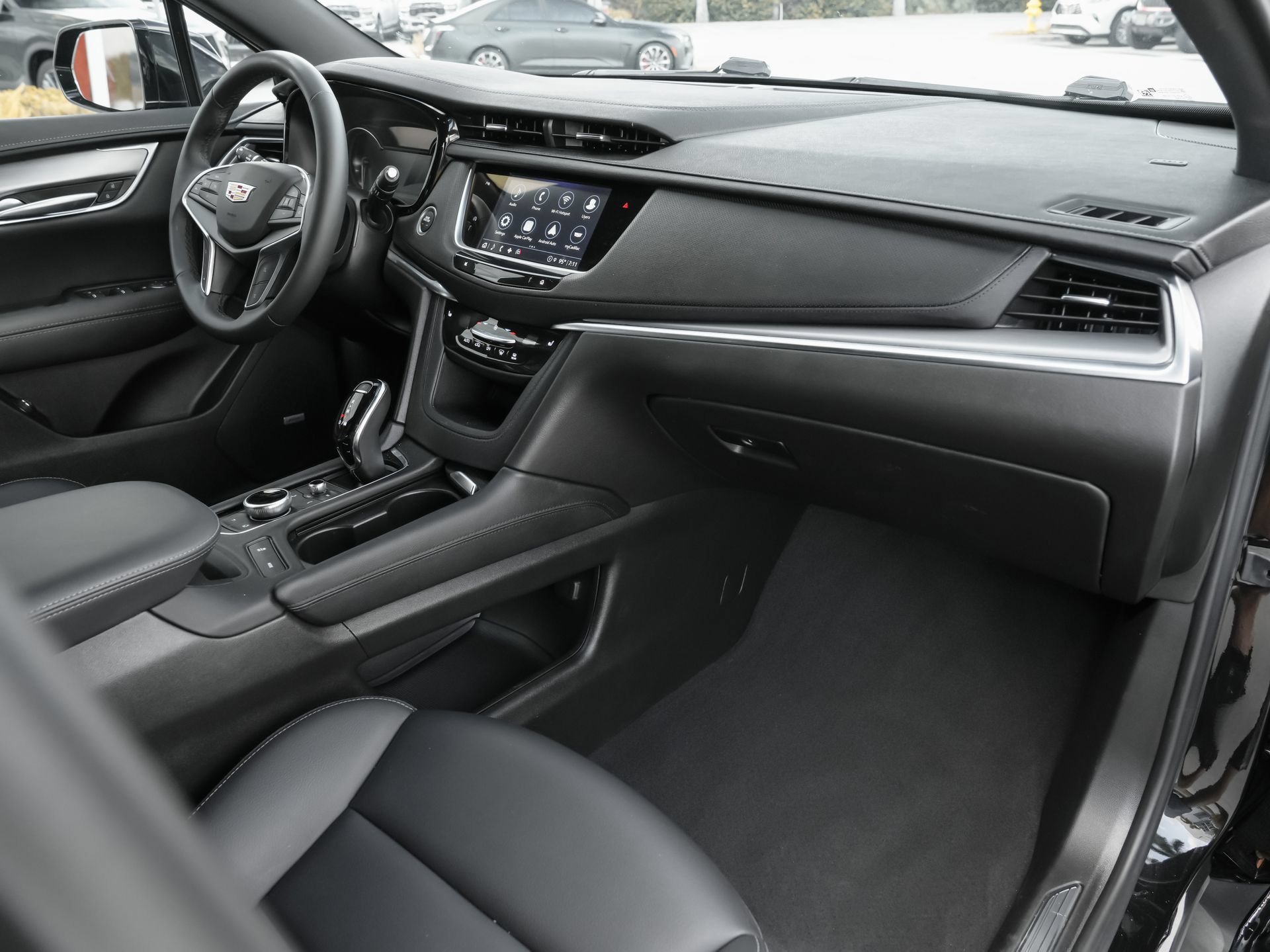 Used 2025 Cadillac XT5 Luxury FWD image 41