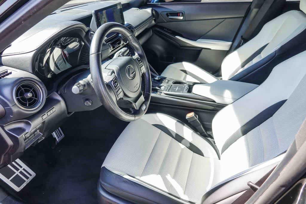 Used 2023 Lexus IS 350 F Sport w/ Navigation Package image 16
