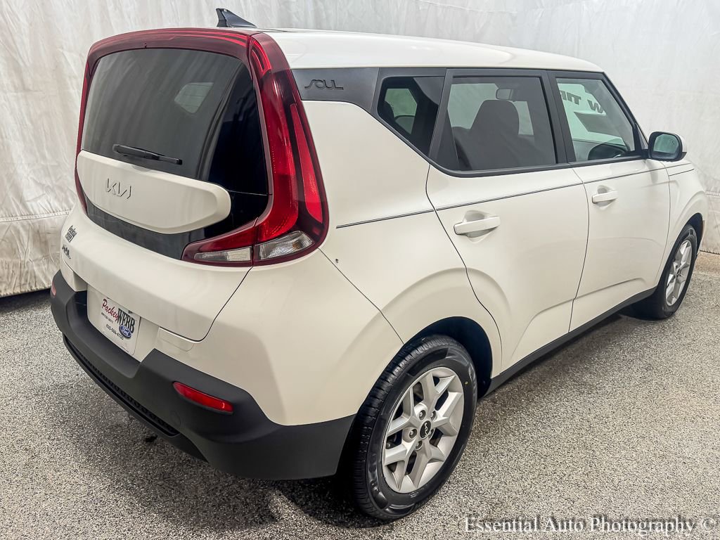 Used 2022 Kia Soul LX w/ Technology Package image 9