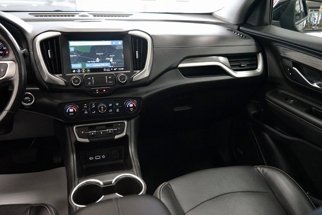 Used 2022 GMC Terrain SLT w/ Infotainment Package II image 12