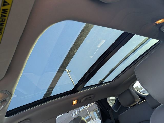 Used 2017 Hyundai Santa Fe Sport w/ Cargo Package image 20