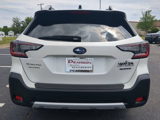 Used 2025 Subaru Outback Touring AWD/4WD image 5