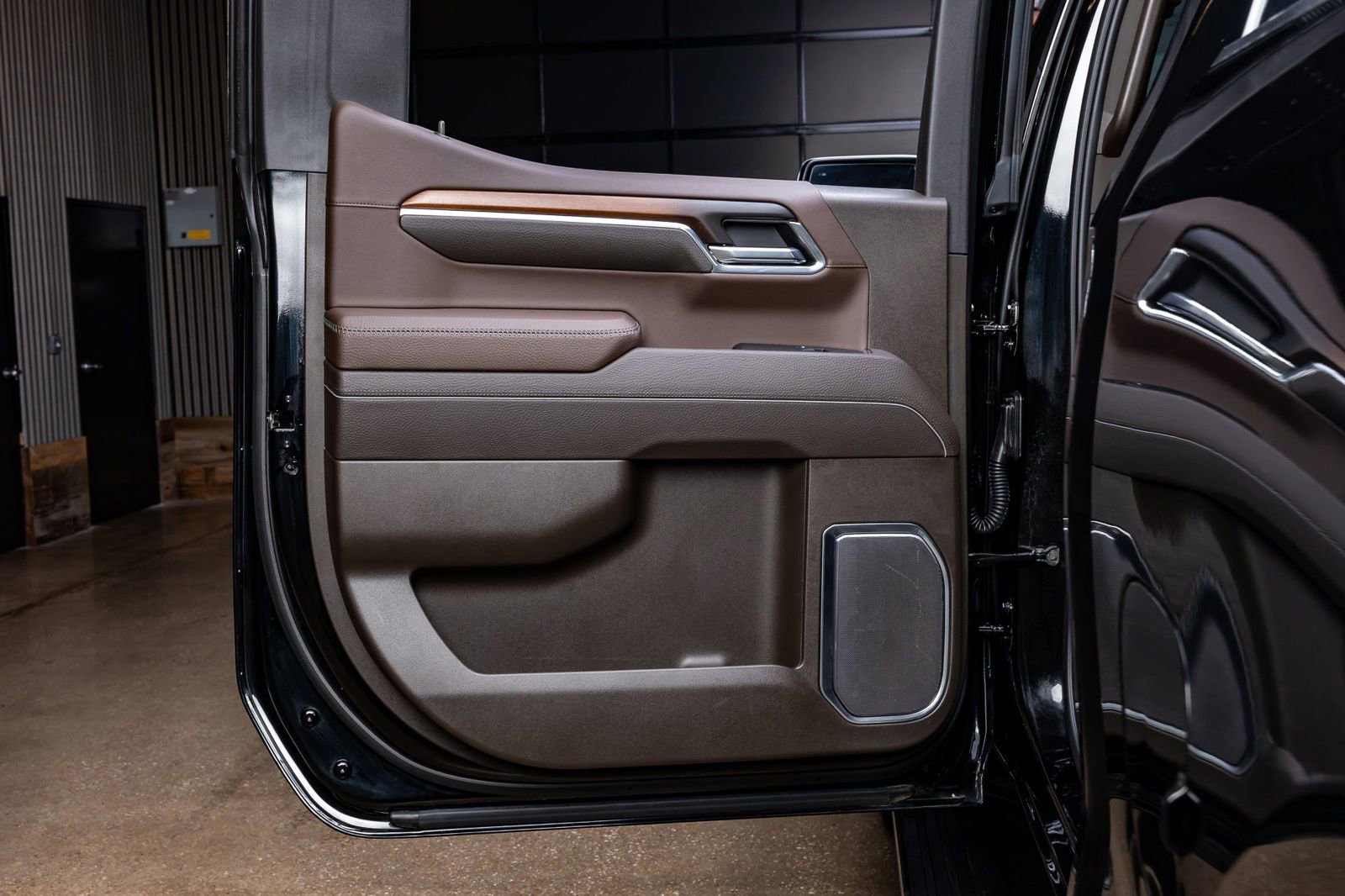 Used 2025 GMC Sierra 1500 Denali w/ Denali Reserve Package image 38