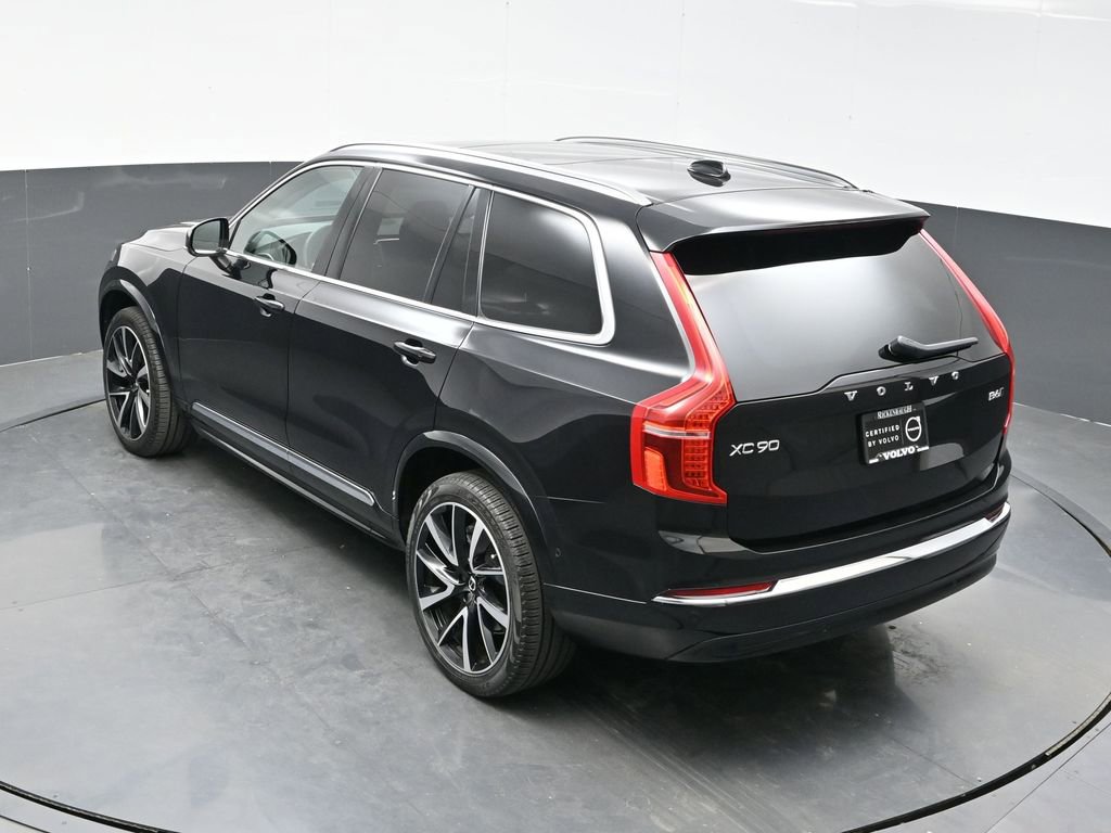 Used 2023 Volvo XC90 B6 Plus image 35
