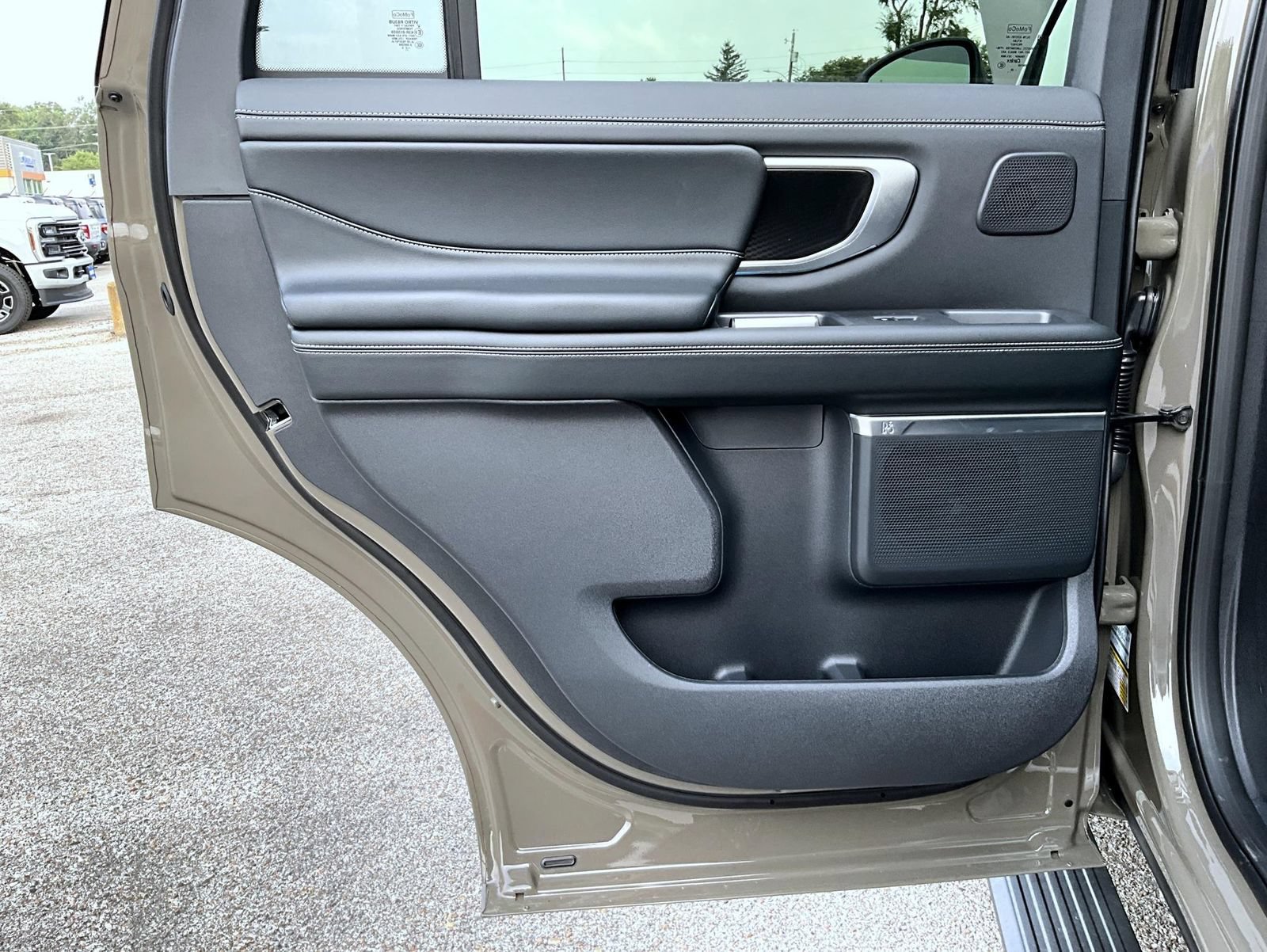 New 2027 Ford Expedition Platinum w/ Stealth Performance Package AWD/4WD image 26