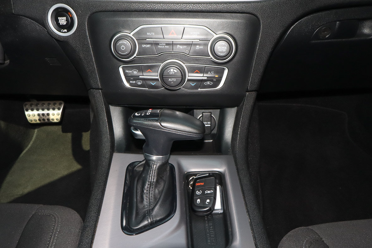 Used 2022 Dodge Charger GT w/ Blacktop Package RWD image 11