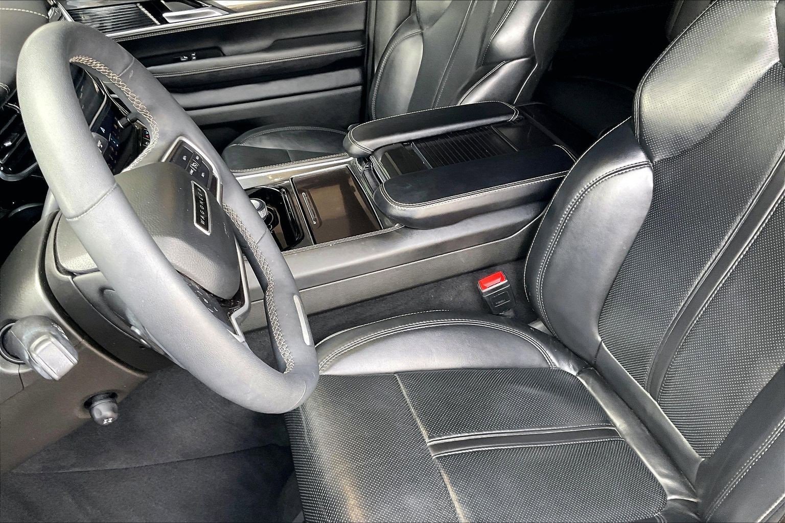 Used 2022 Jeep Wagoneer Series I w/ Convenience Group I image 17