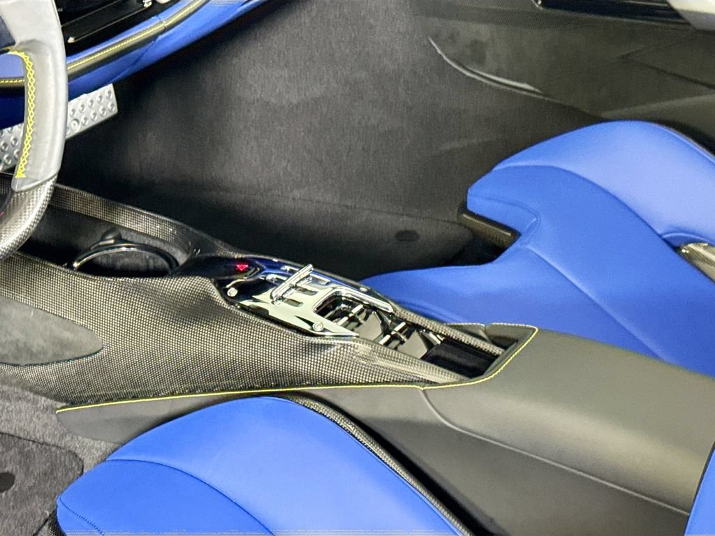 Used 2025 Ferrari SF90 Spider AWD/4WD image 22