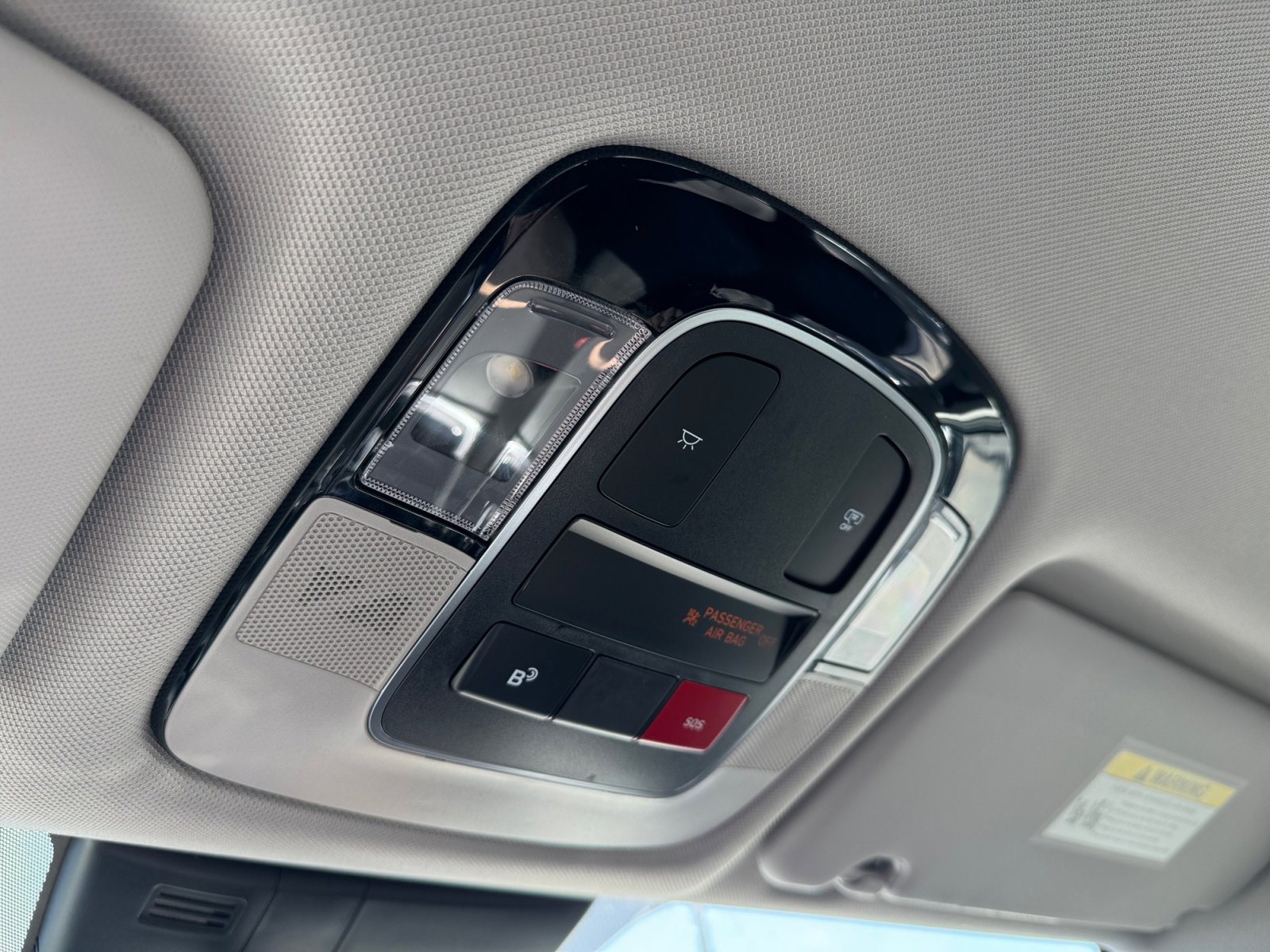 New 2025 Hyundai Tucson SE image 18