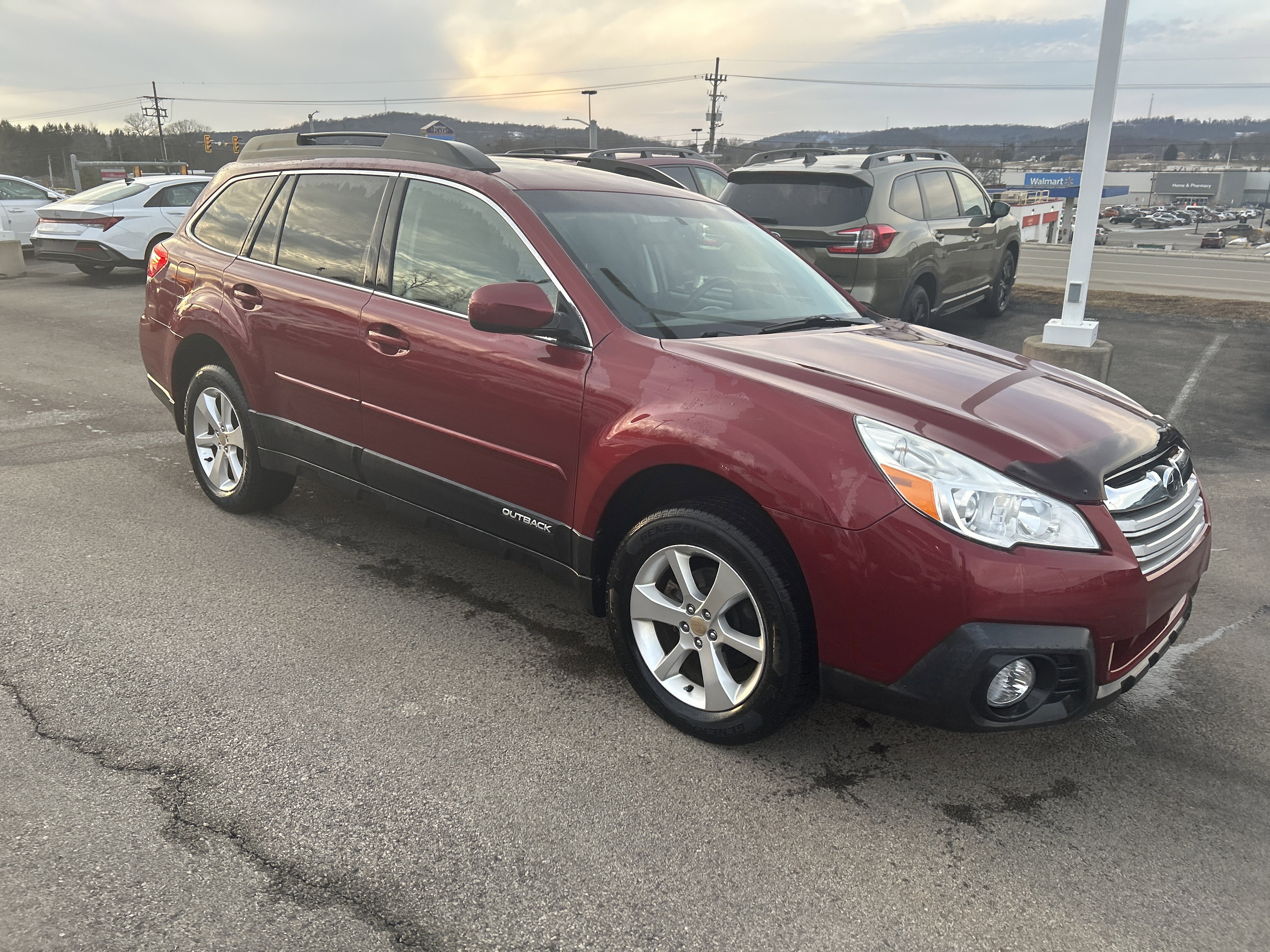 Used 2013 Subaru Outback 2.5i Premium image 2