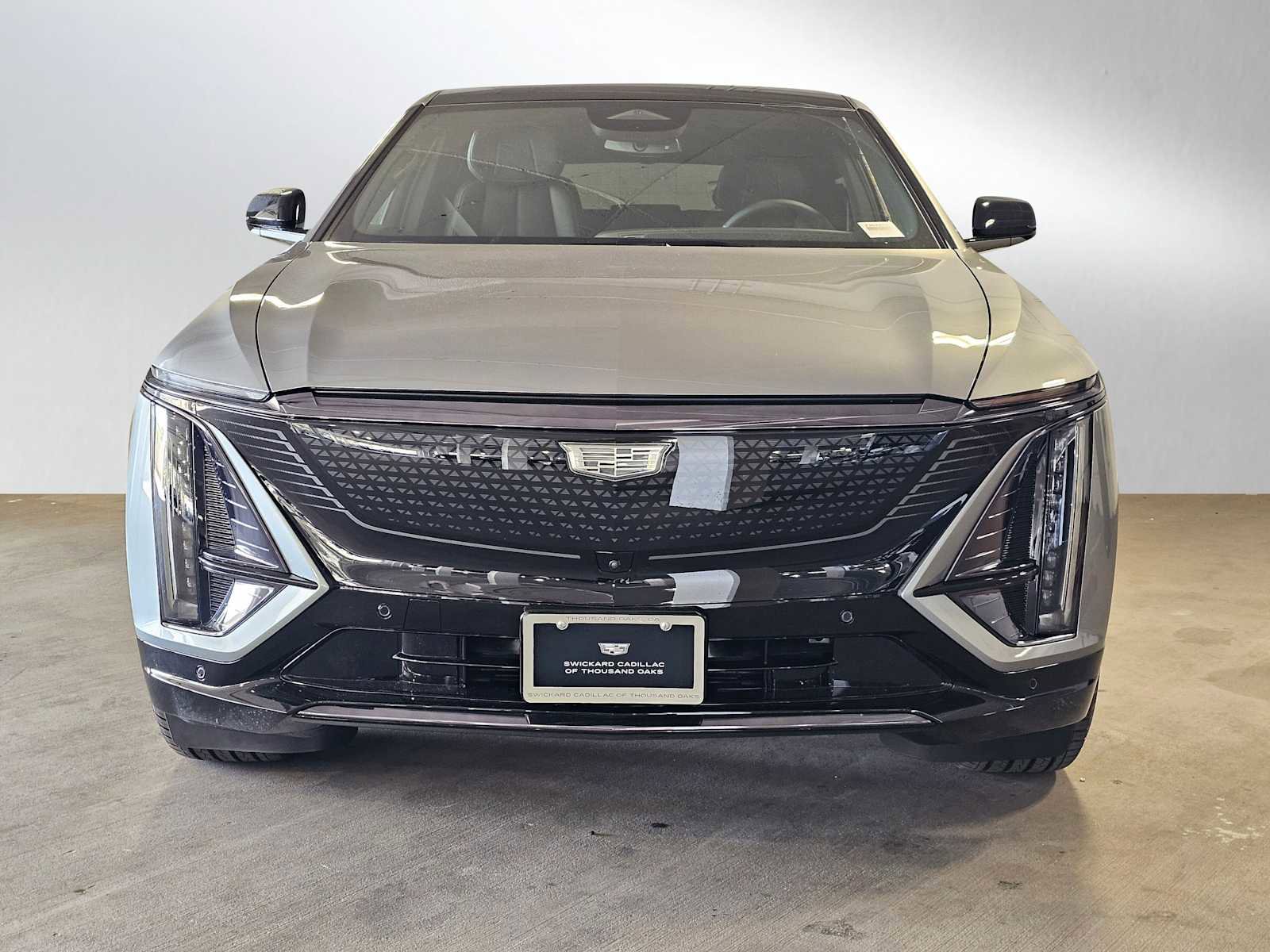 New 2026 Cadillac Lyriq Sport w/ LPO, Bronce Accent Package image 8