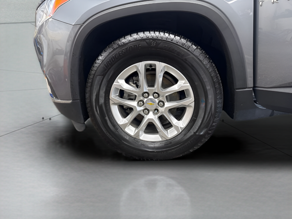 Used 2020 Chevrolet Traverse LT AWD/4WD image 4