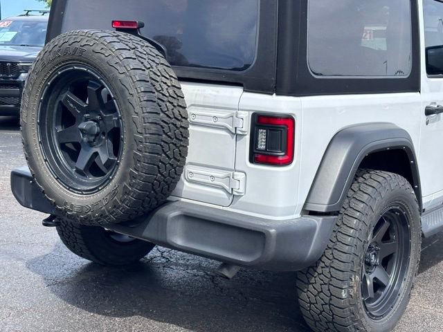 Used 2022 Jeep Wrangler Sport AWD/4WD image 8