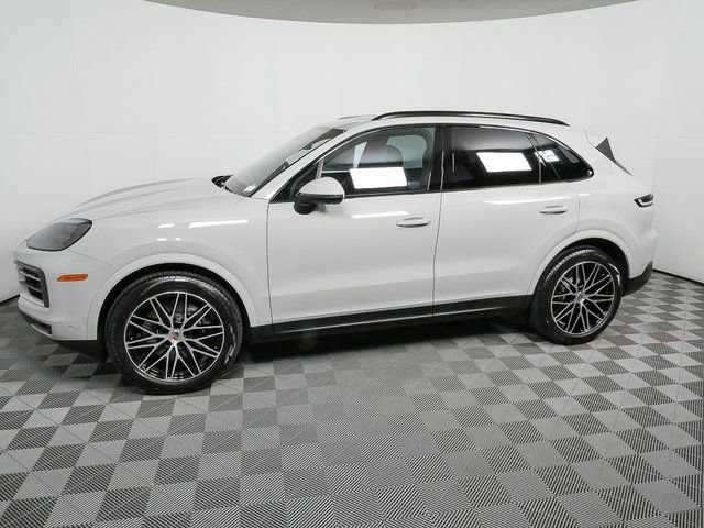 New 2026 Porsche Cayenne image 2