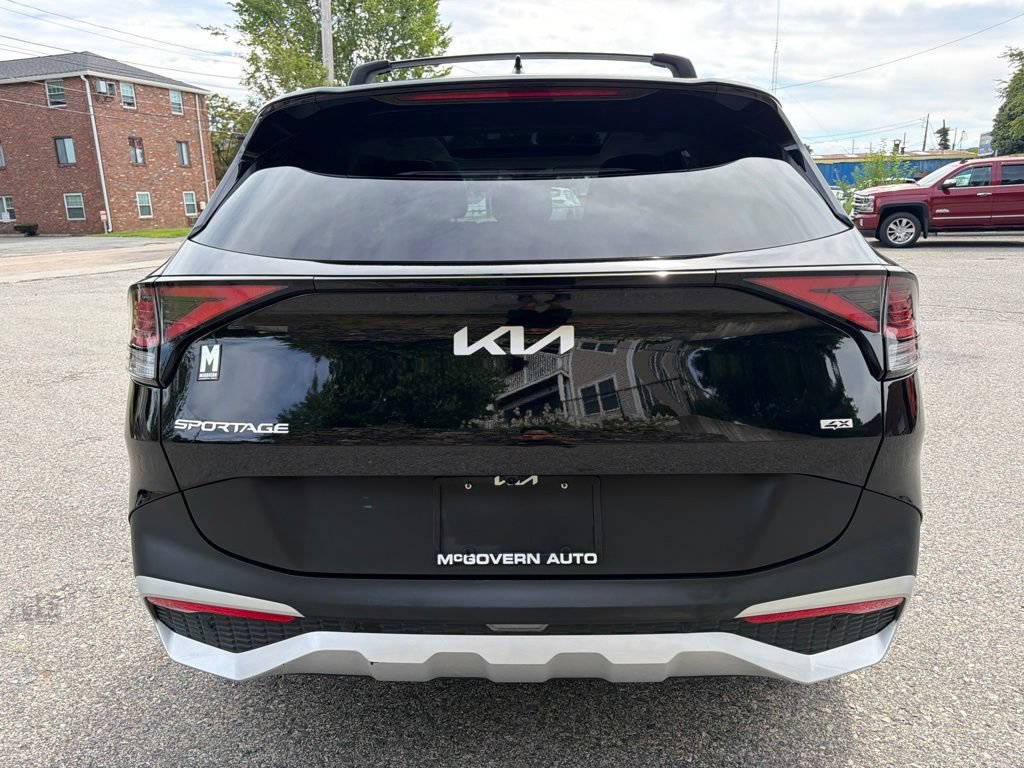 Certified 2025 Kia Sportage EX w/ Premium Package AWD/4WD image 6