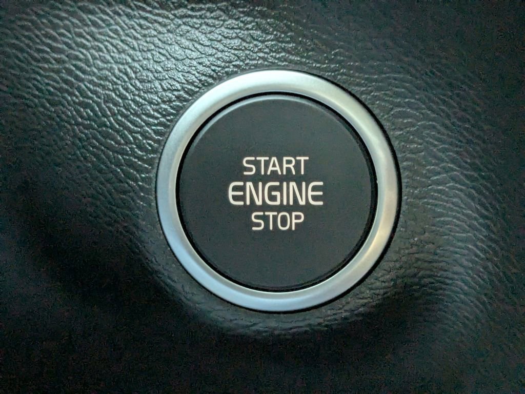 New 2026 Volvo XC40 B4 Plus w/ Protection Package Premier image 31