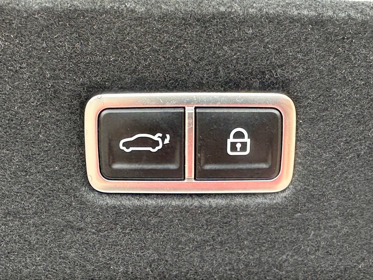 Used 2025 Hyundai Ioniq 6 SEL RWD image 17