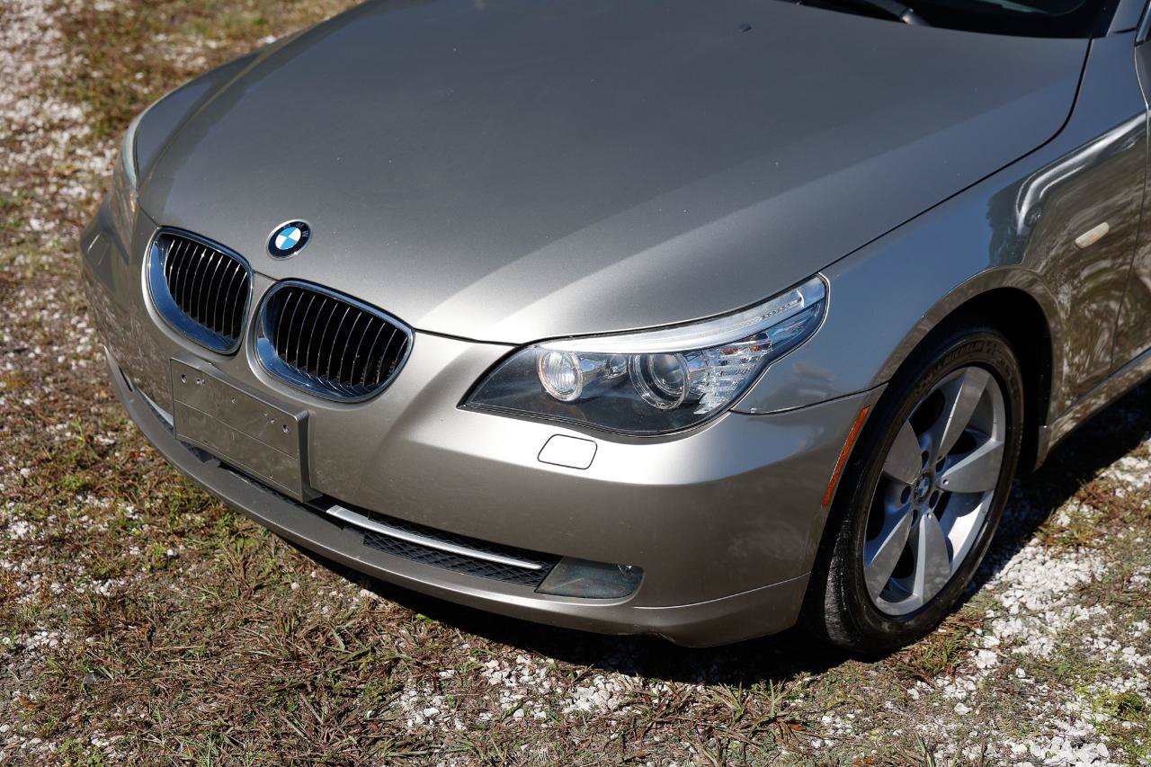 Used 2008 BMW 528xi Sedan w/ Premium Pkg AWD/4WD image 25