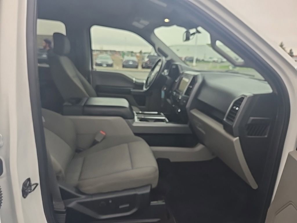 Used 2019 Ford F150 XLT w/ Equipment Group 302A Luxury image 30