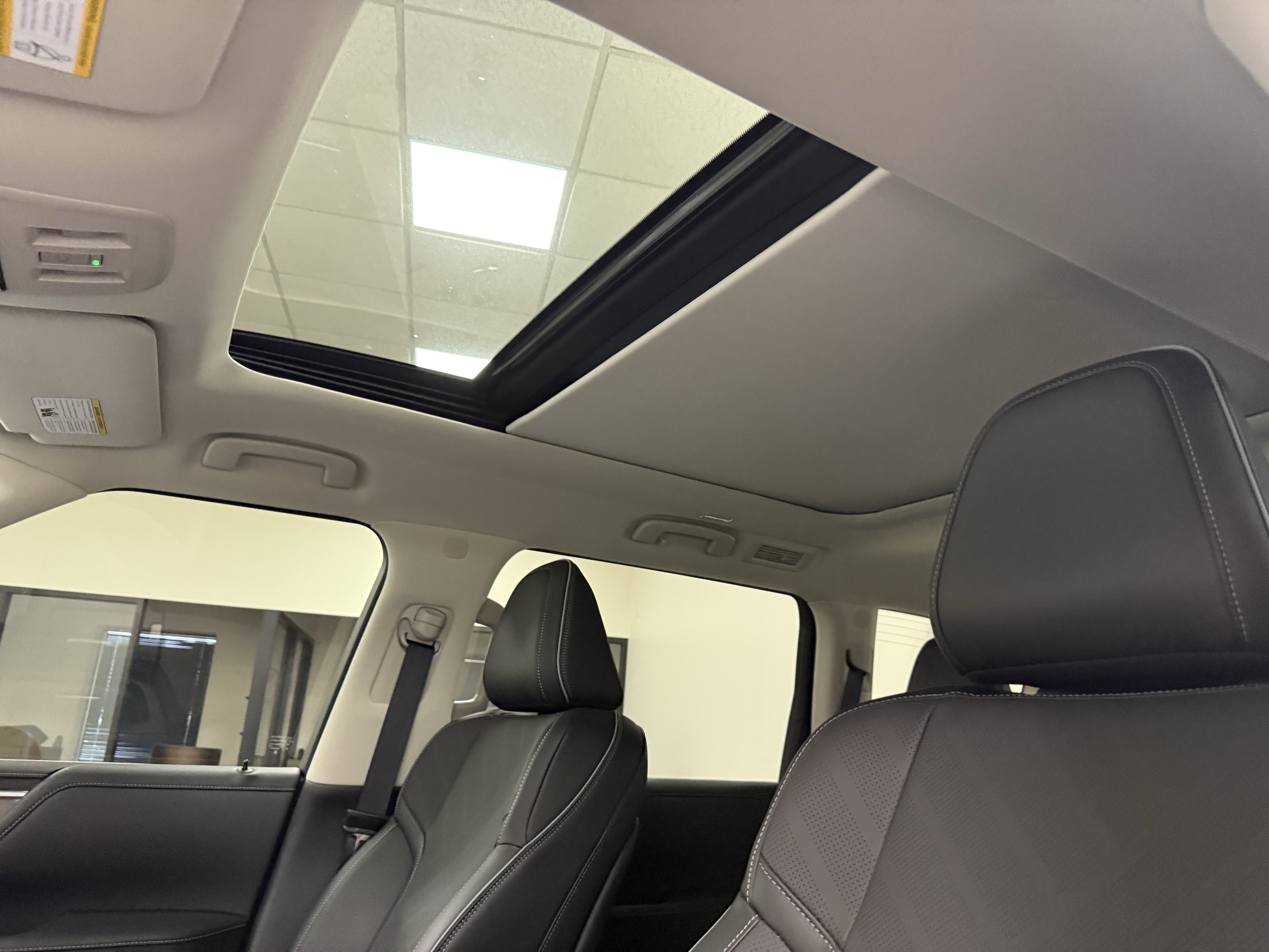 Certified 2026 INFINITI QX80 Luxe w/ Cargo Package RWD image 13