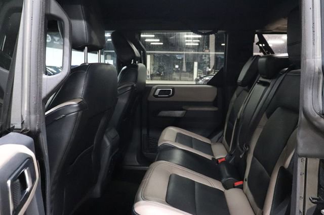 Used 2022 Ford Bronco Wildtrak AWD/4WD image 14