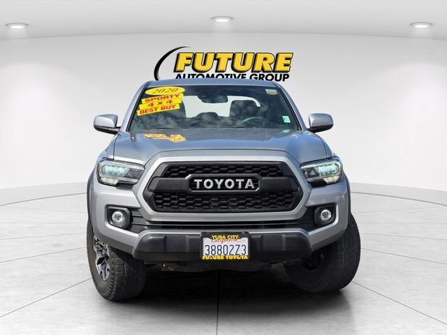 Certified 2020 Toyota Tacoma TRD Off-Road AWD/4WD image 2