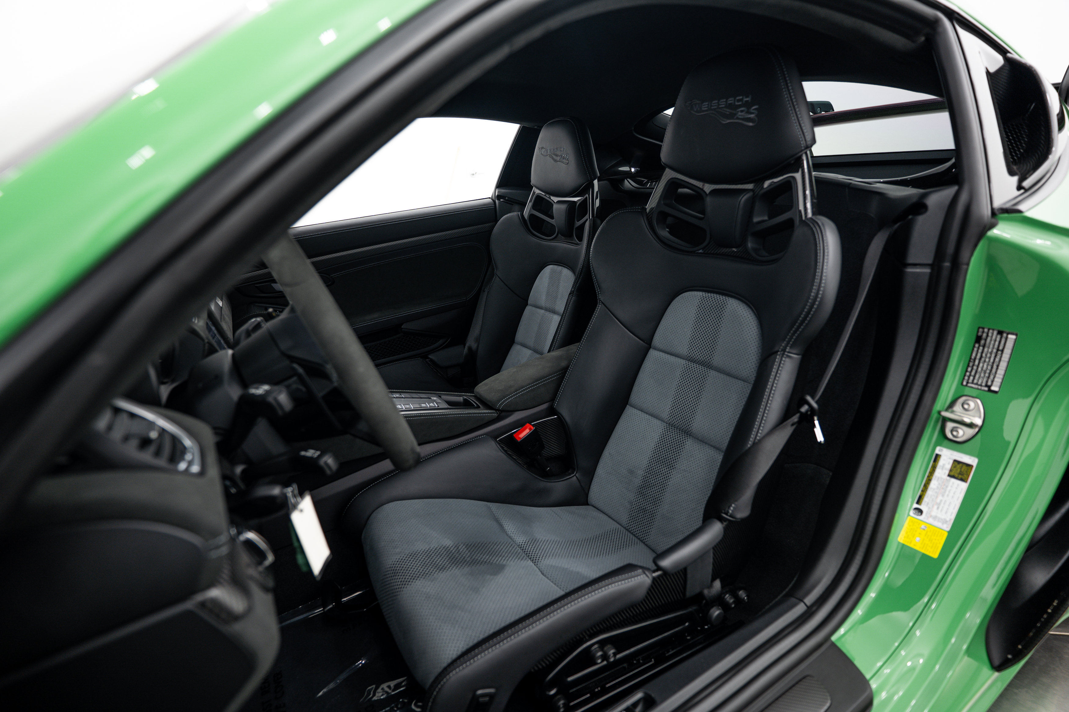 Certified 2023 Porsche 718 Cayman GT4 RS RWD image 5