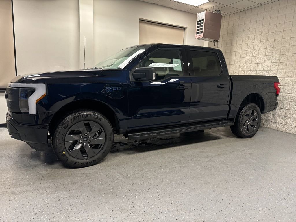 New 2025 Ford F150 Lightning Flash image 17