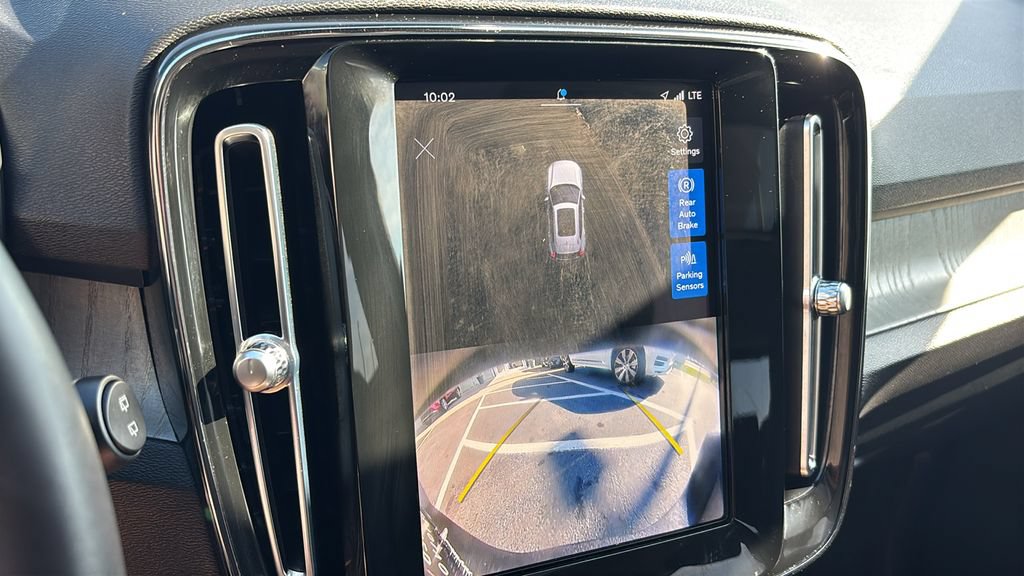 Certified 2024 Volvo XC40 B5 Core AWD/4WD image 19