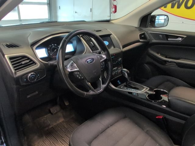 Used 2017 Ford Edge SEL w/ Canadian Touring Package AWD/4WD image 10
