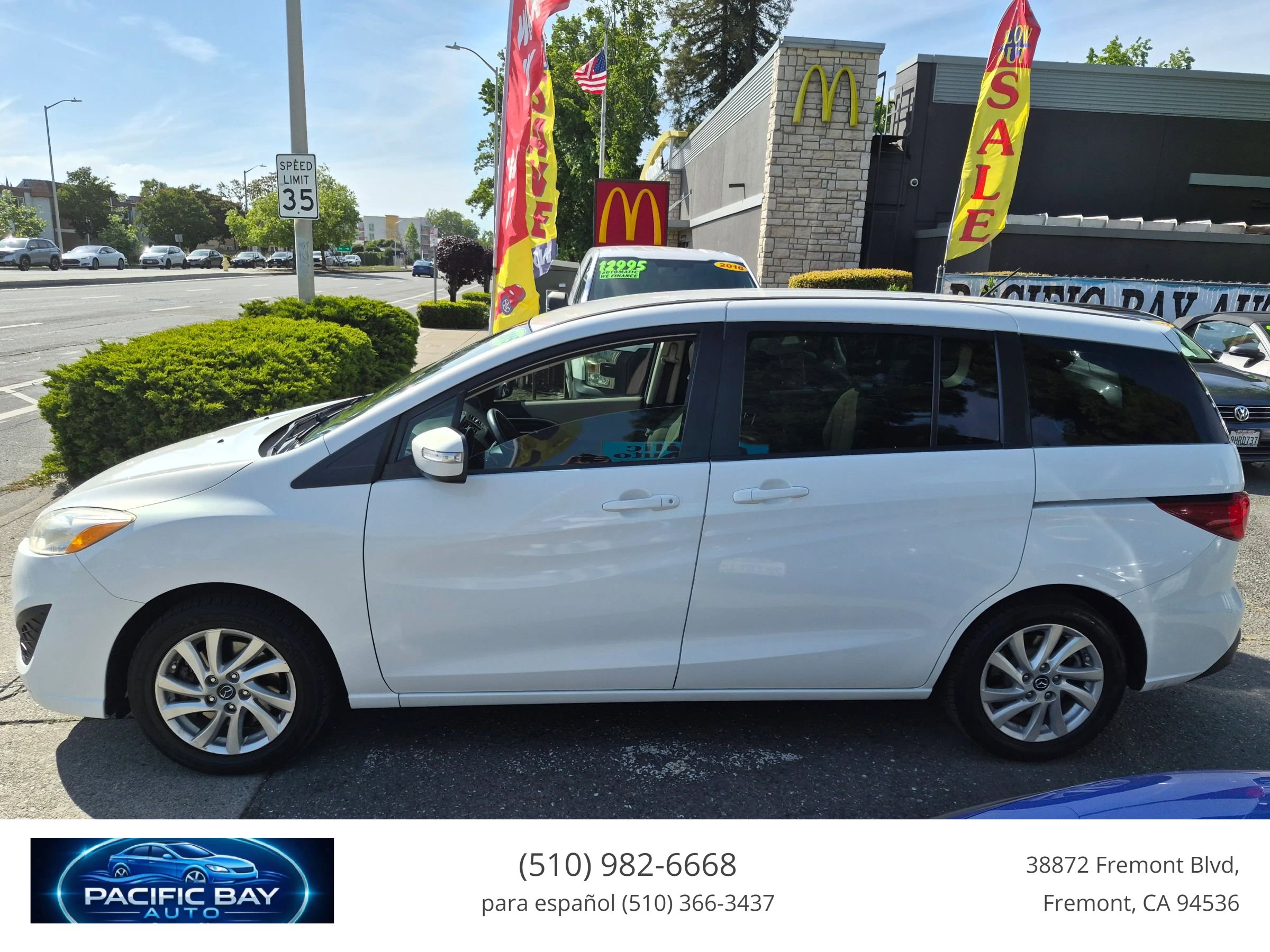 Used 2015 MAZDA MAZDA5 Sport FWD image 4