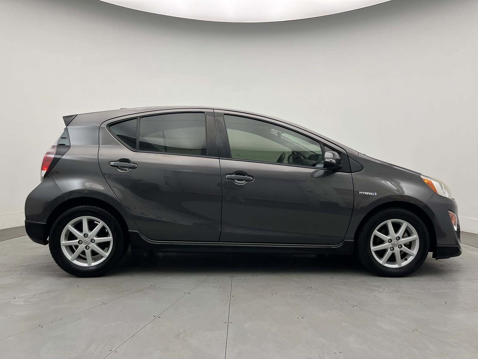 Used 2017 Toyota Prius C Four image 30