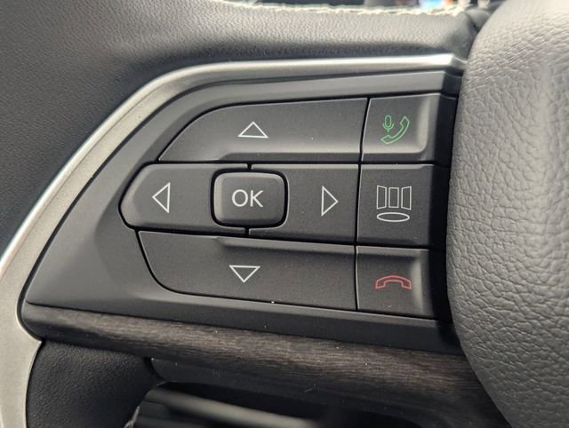 New 2025 Jeep Grand Cherokee Limited image 11