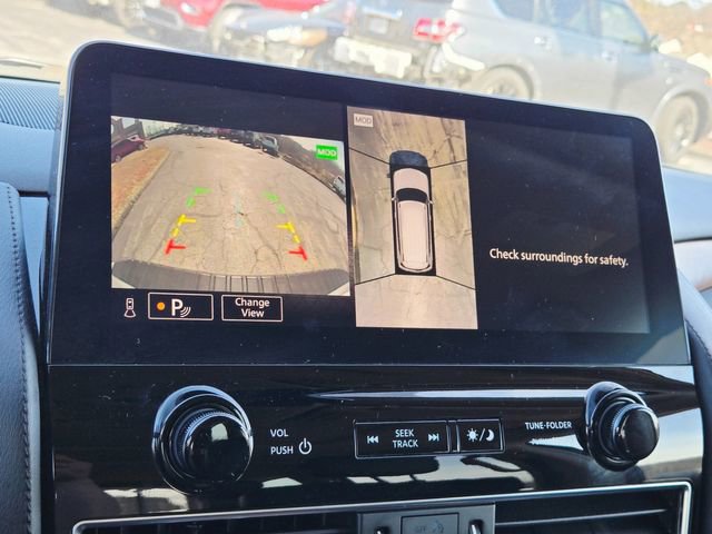 Used 2023 Nissan Armada SL w/ Captain's Chairs Package image 30