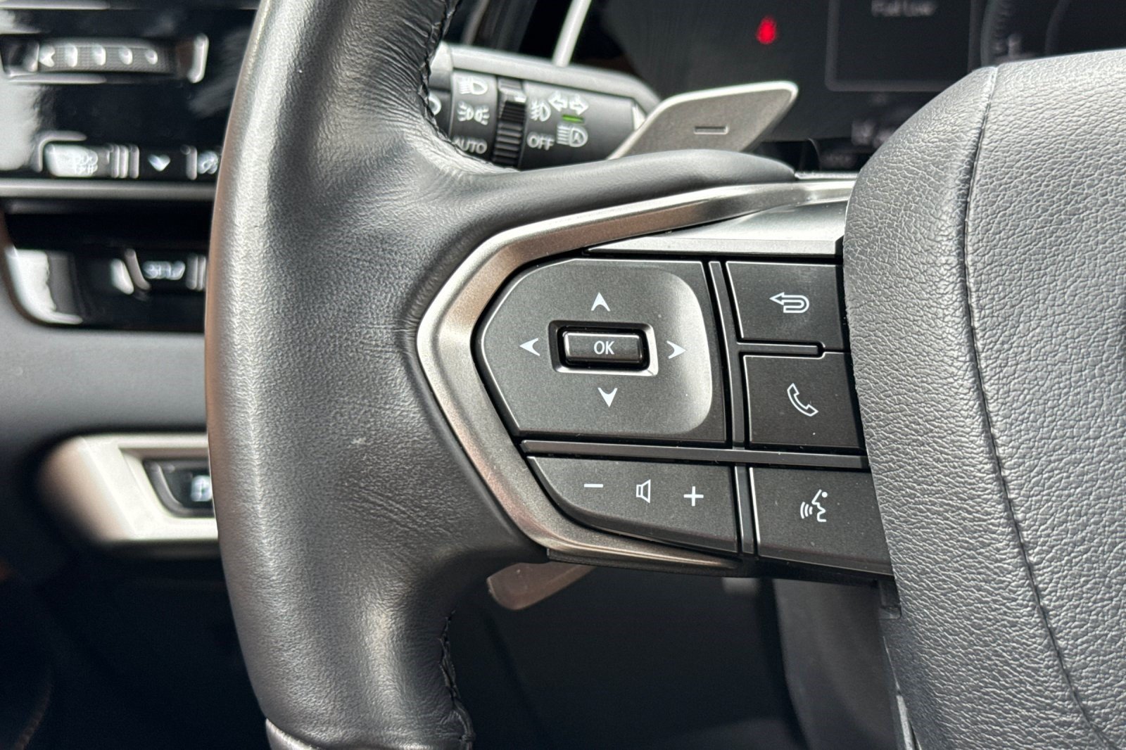 Certified 2024 Lexus RX 350 Premium w/ Cold Area Package FWD image 31