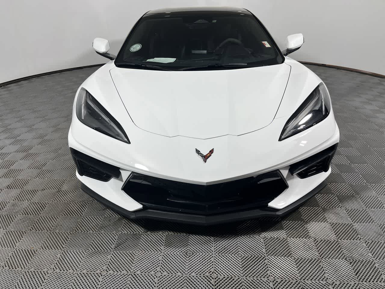 Used 2024 Chevrolet Corvette Stingray Convertible w/ 1LT RWD image 3