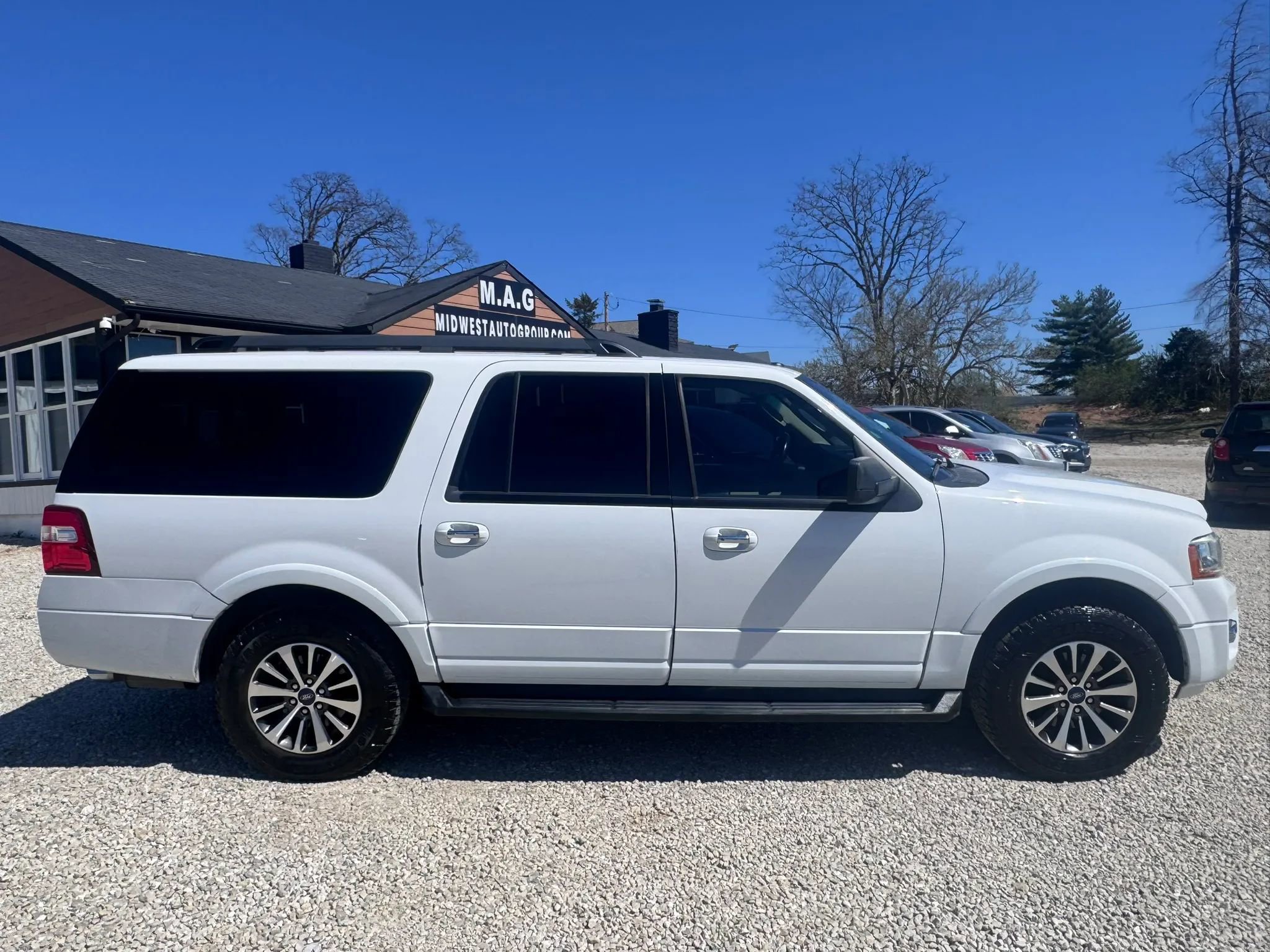 Used 2015 Ford Expedition EL XLT w/ Equipment Group 202A image 7