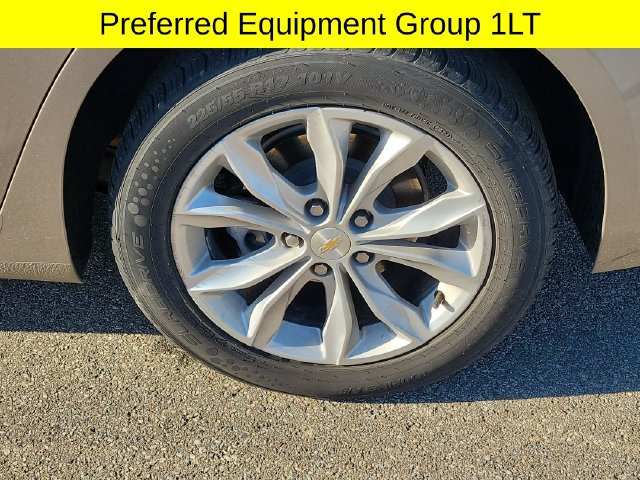 Used 2025 Chevrolet Malibu LT FWD image 7