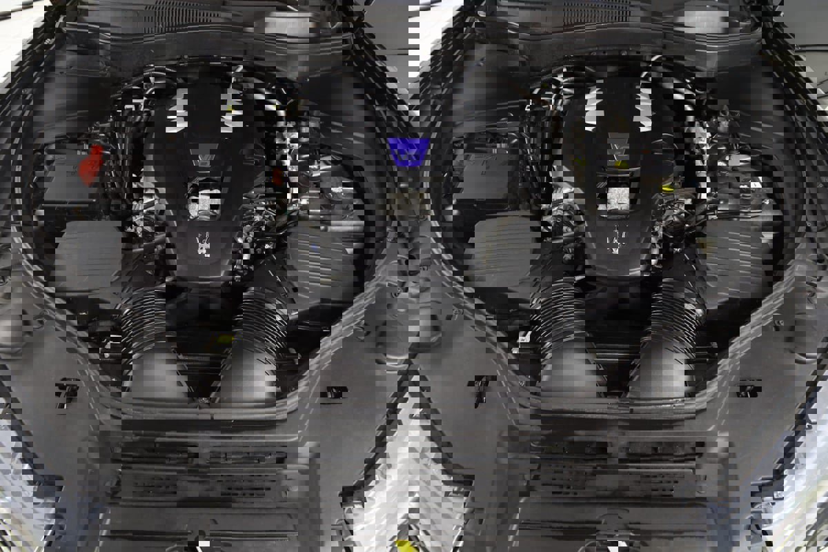 Used 2018 Maserati Levante S GranSport image 57