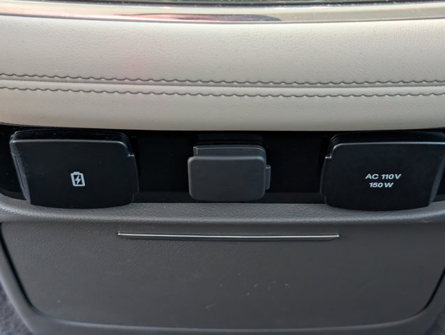 Used 2023 Lincoln Navigator Reserve RWD image 34