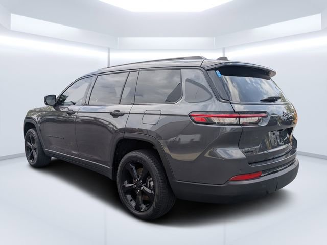 Used 2024 Jeep Grand Cherokee L Limited w/ Black Appearance Package image 5