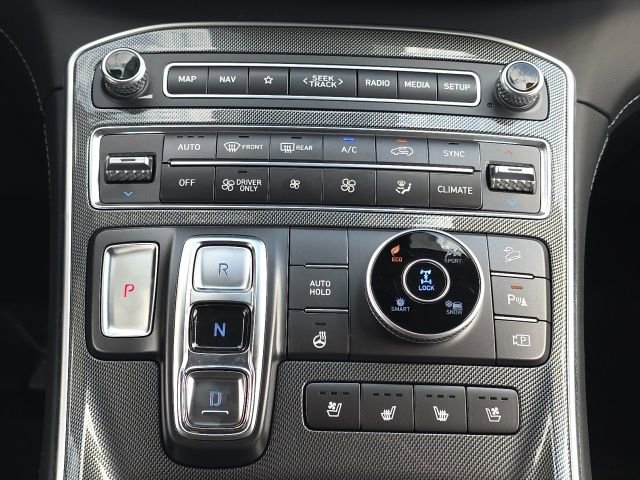 Certified 2022 Hyundai Santa Fe Limited image 19
