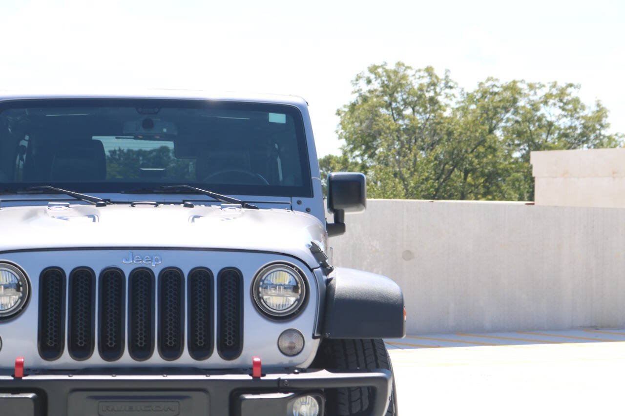 Used 2014 Jeep Wrangler Unlimited Rubicon AWD/4WD image 16