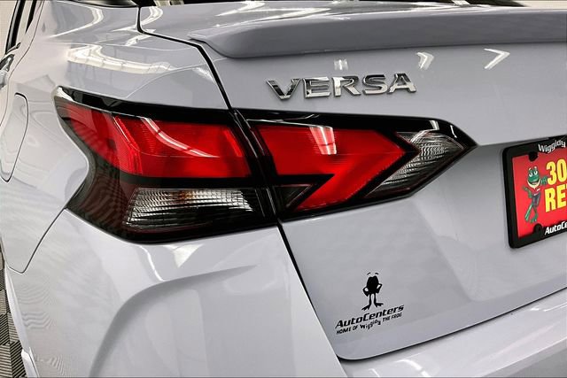 New 2025 Nissan Versa SR w/ Trunk Package image 18
